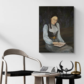 Reading lady